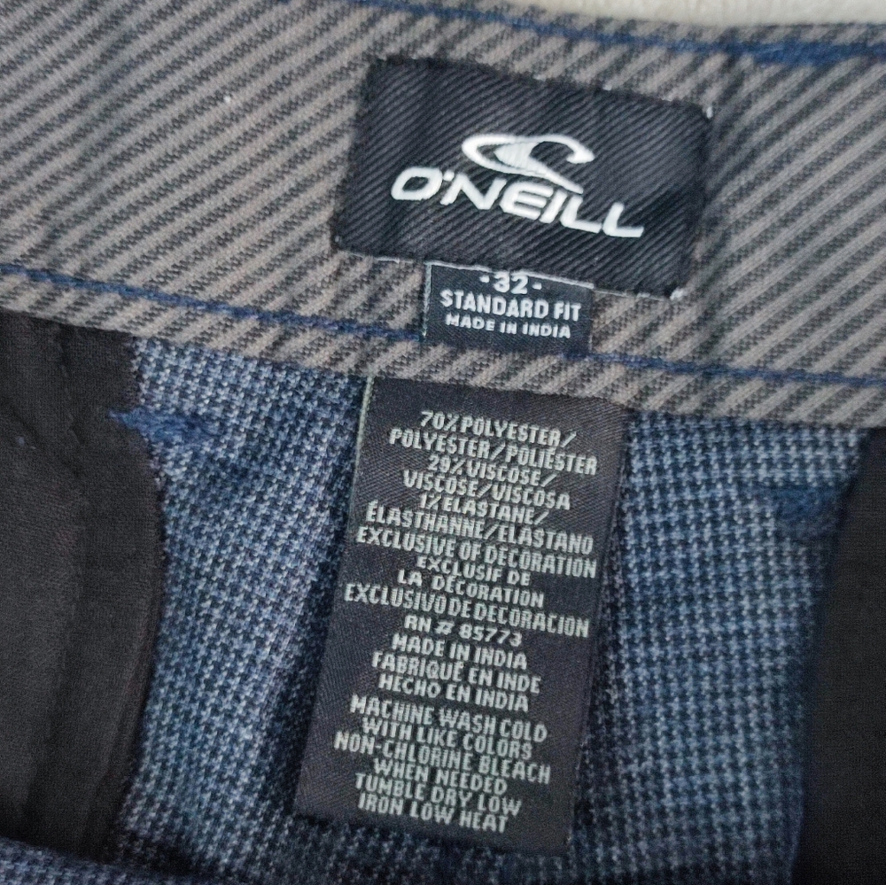 O'Neill Cargo Pants Shorts Size 32 - Picture 16 of 16